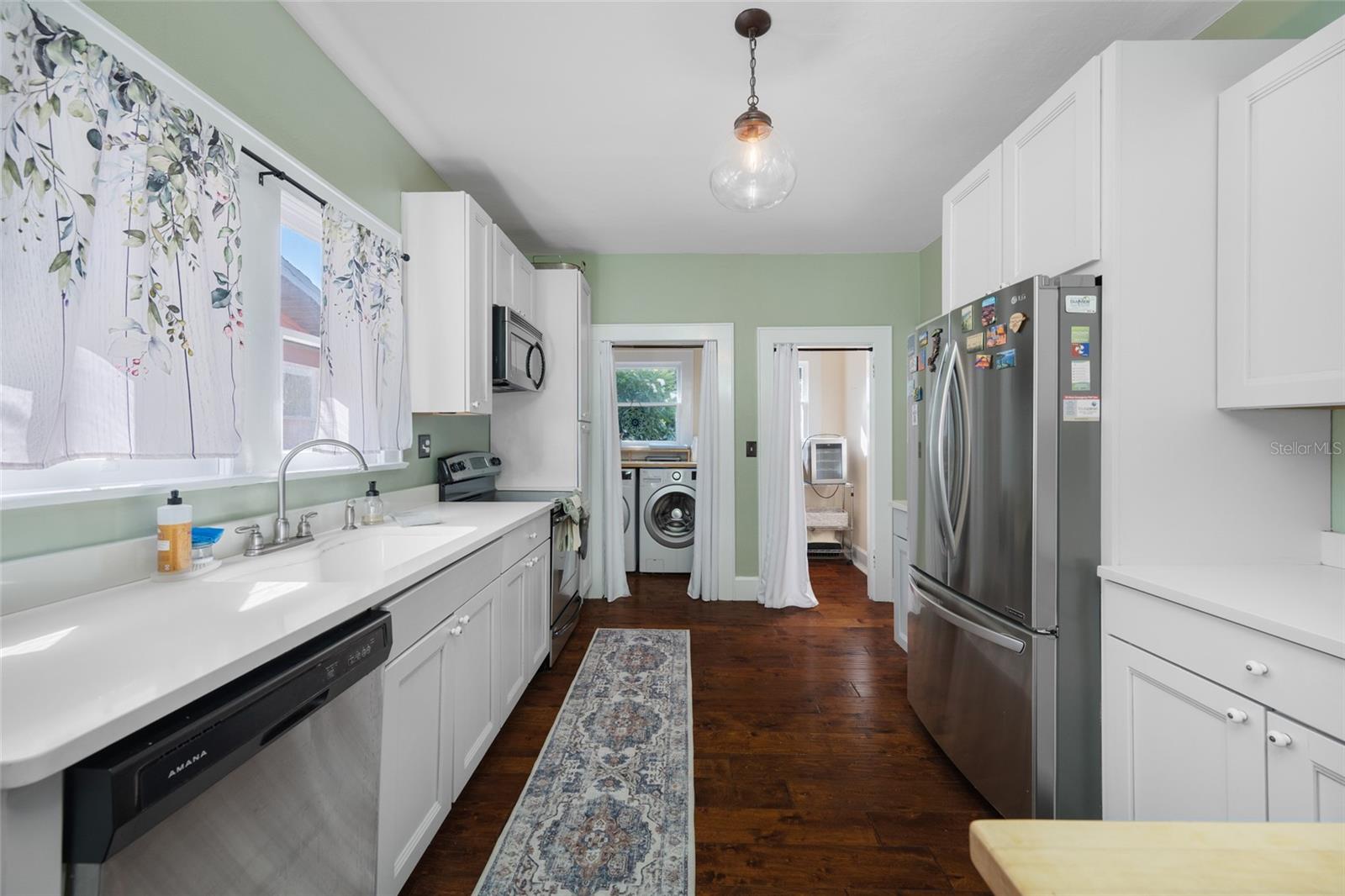 LA JOLLA SUB - Residential