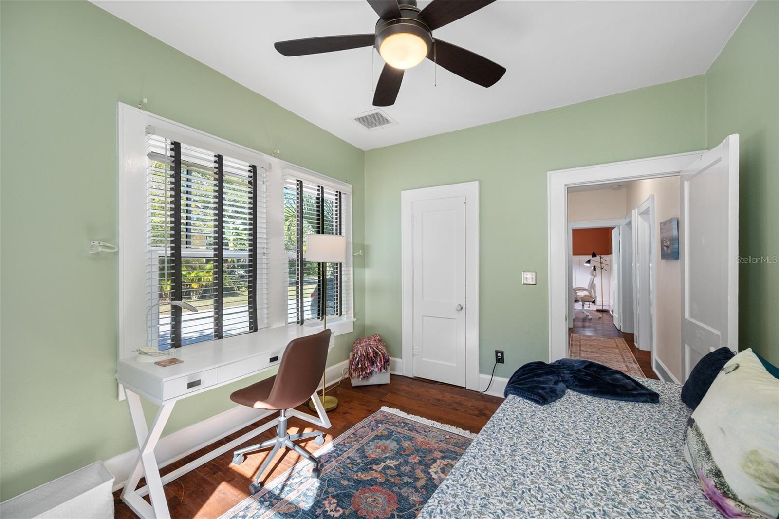 LA JOLLA SUB - Residential