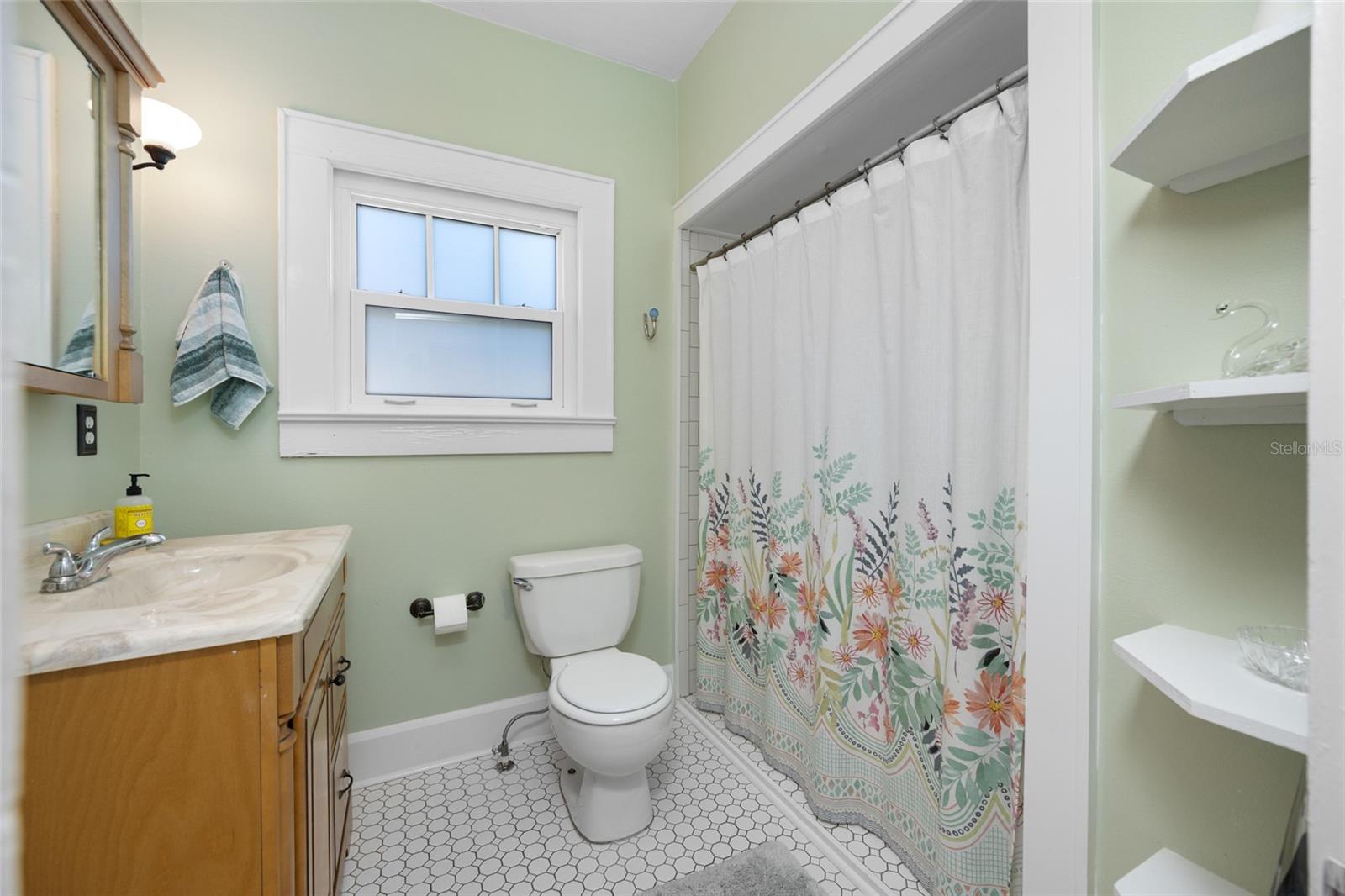 LA JOLLA SUB - Residential