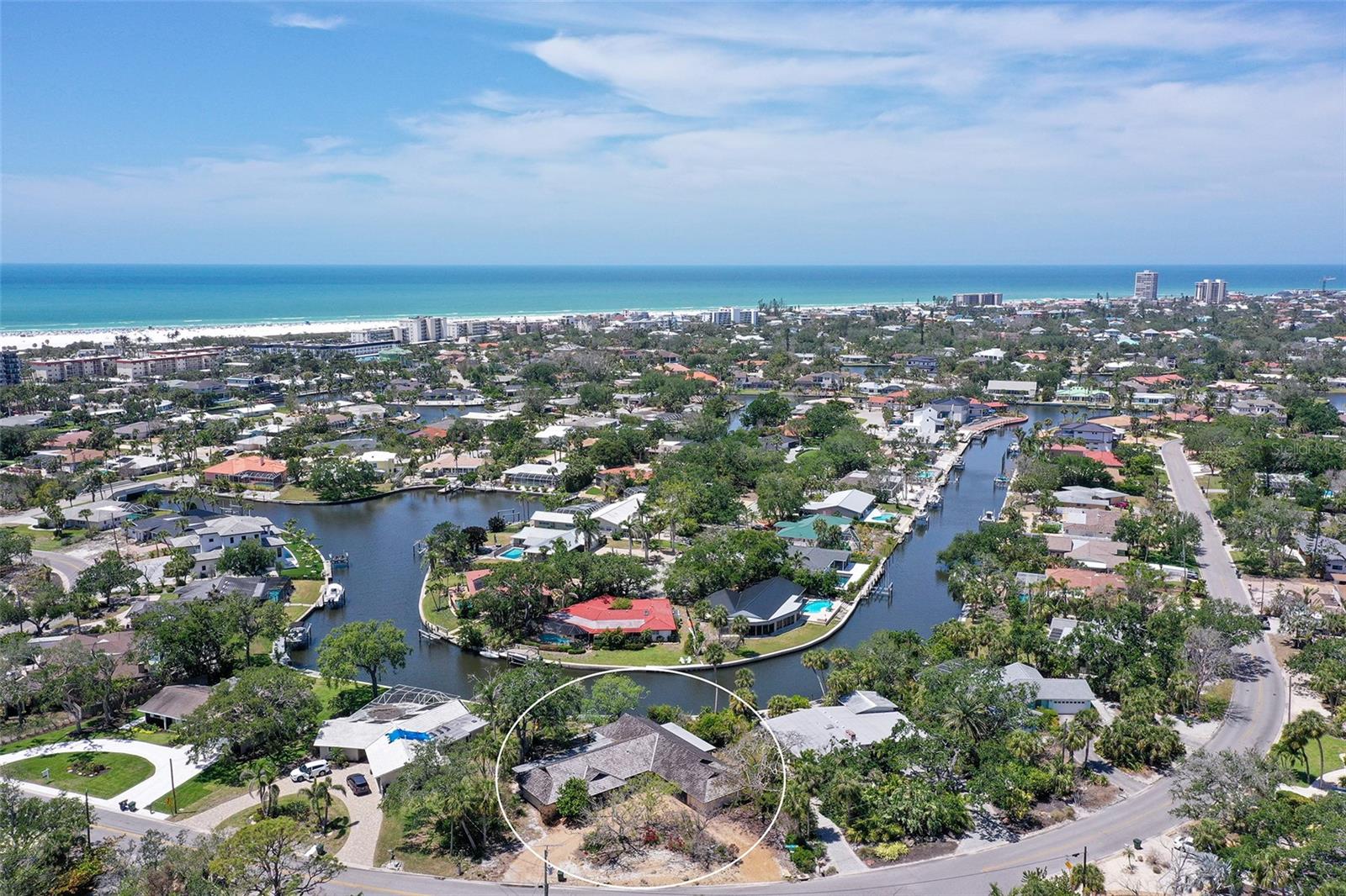 SIESTA ISLES - Residential