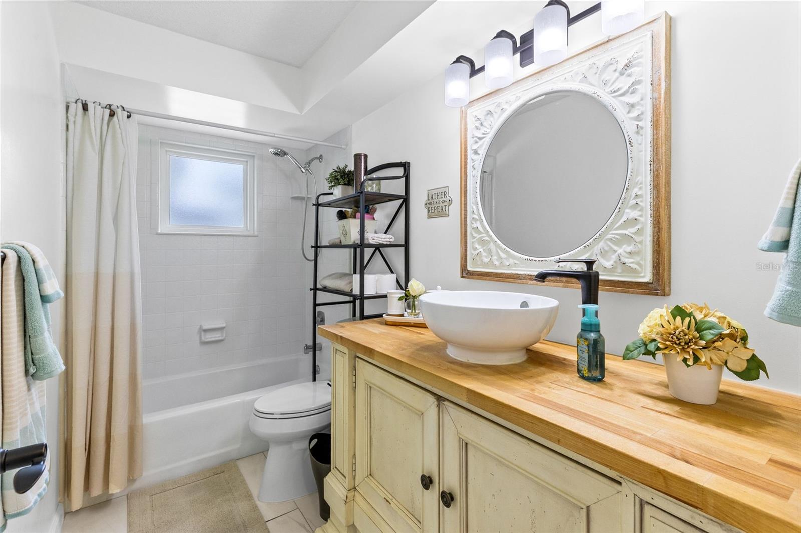 DELTONA LAKES UNIT 03 - Residential