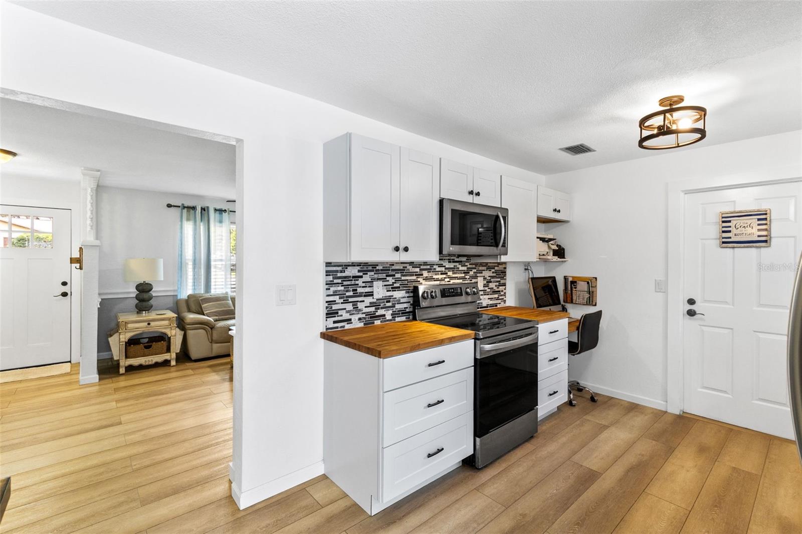 DELTONA LAKES UNIT 03 - Residential