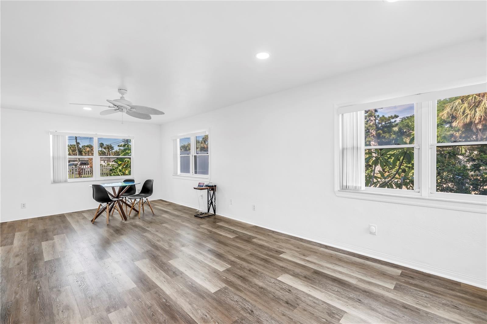 BELLE VISTA POINT - Residential