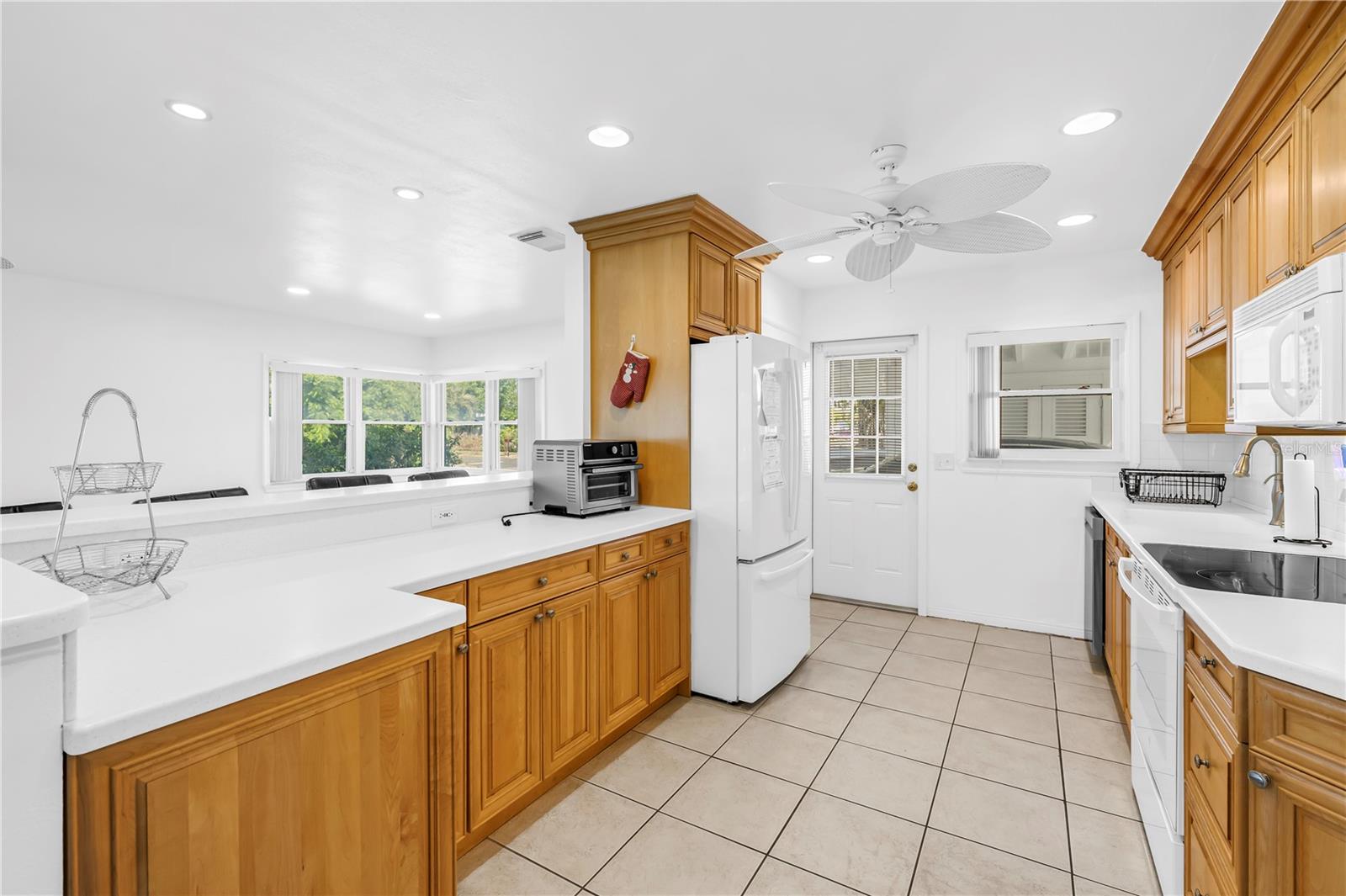 BELLE VISTA POINT - Residential