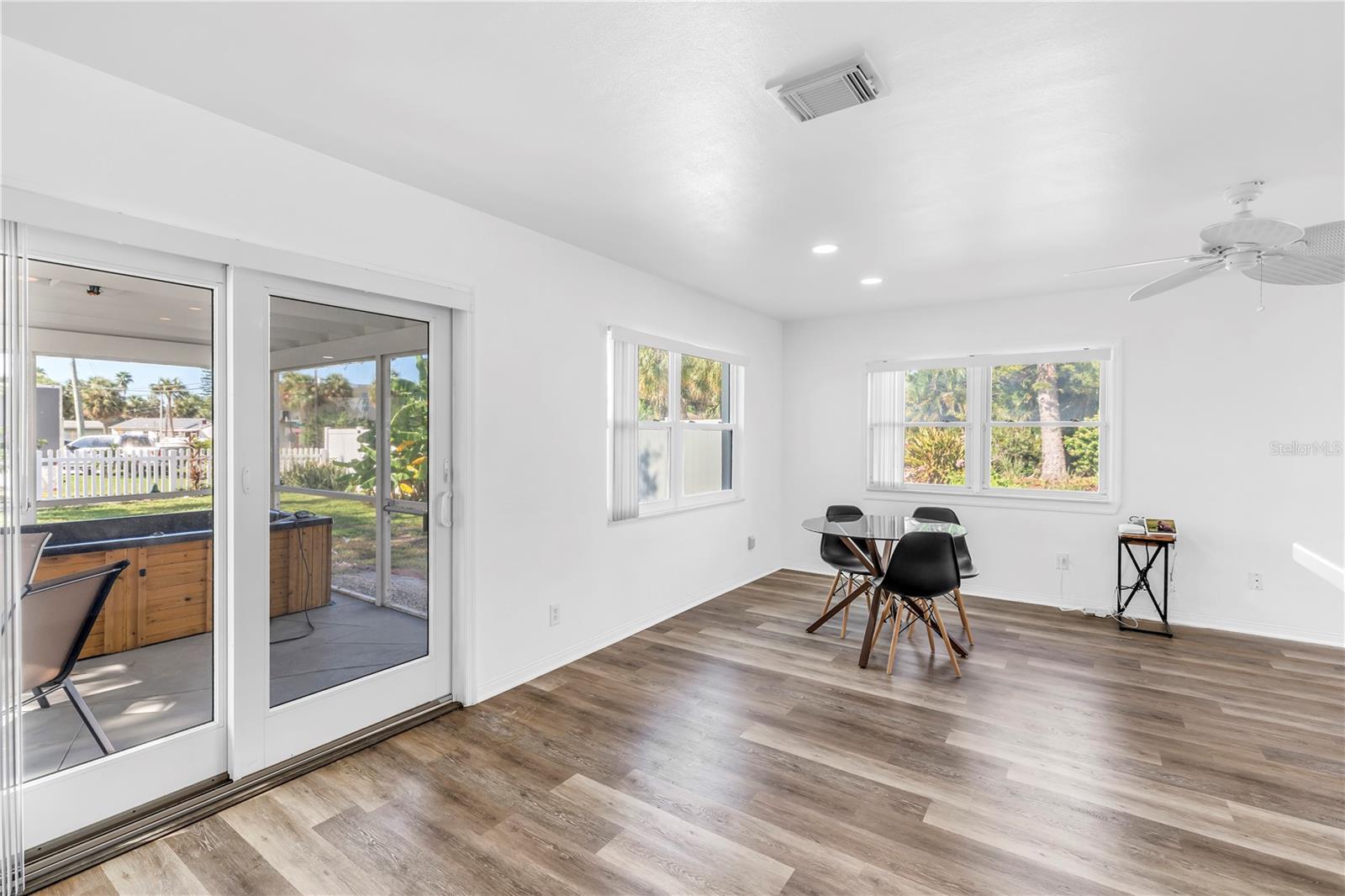 BELLE VISTA POINT - Residential