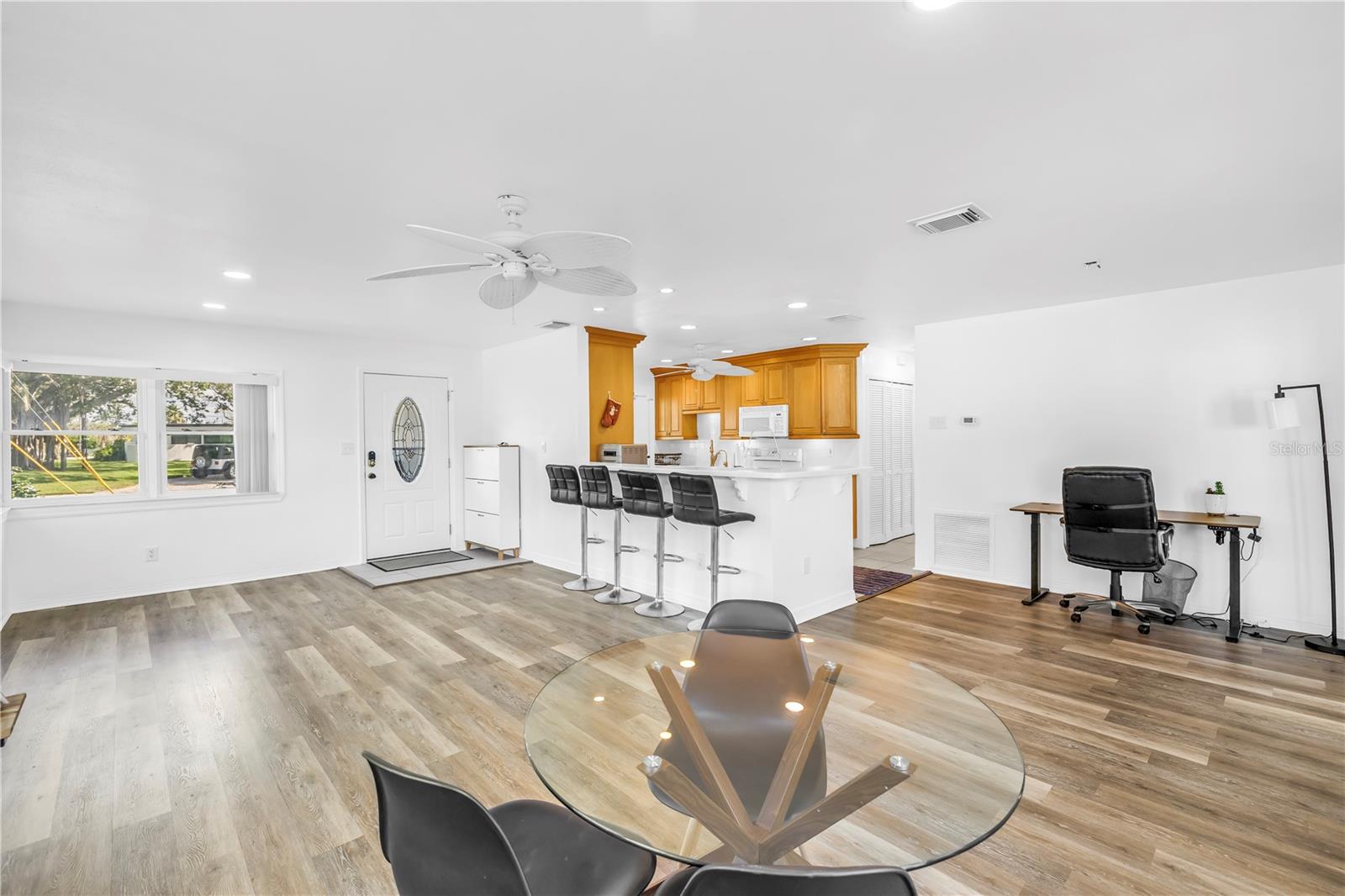 BELLE VISTA POINT - Residential