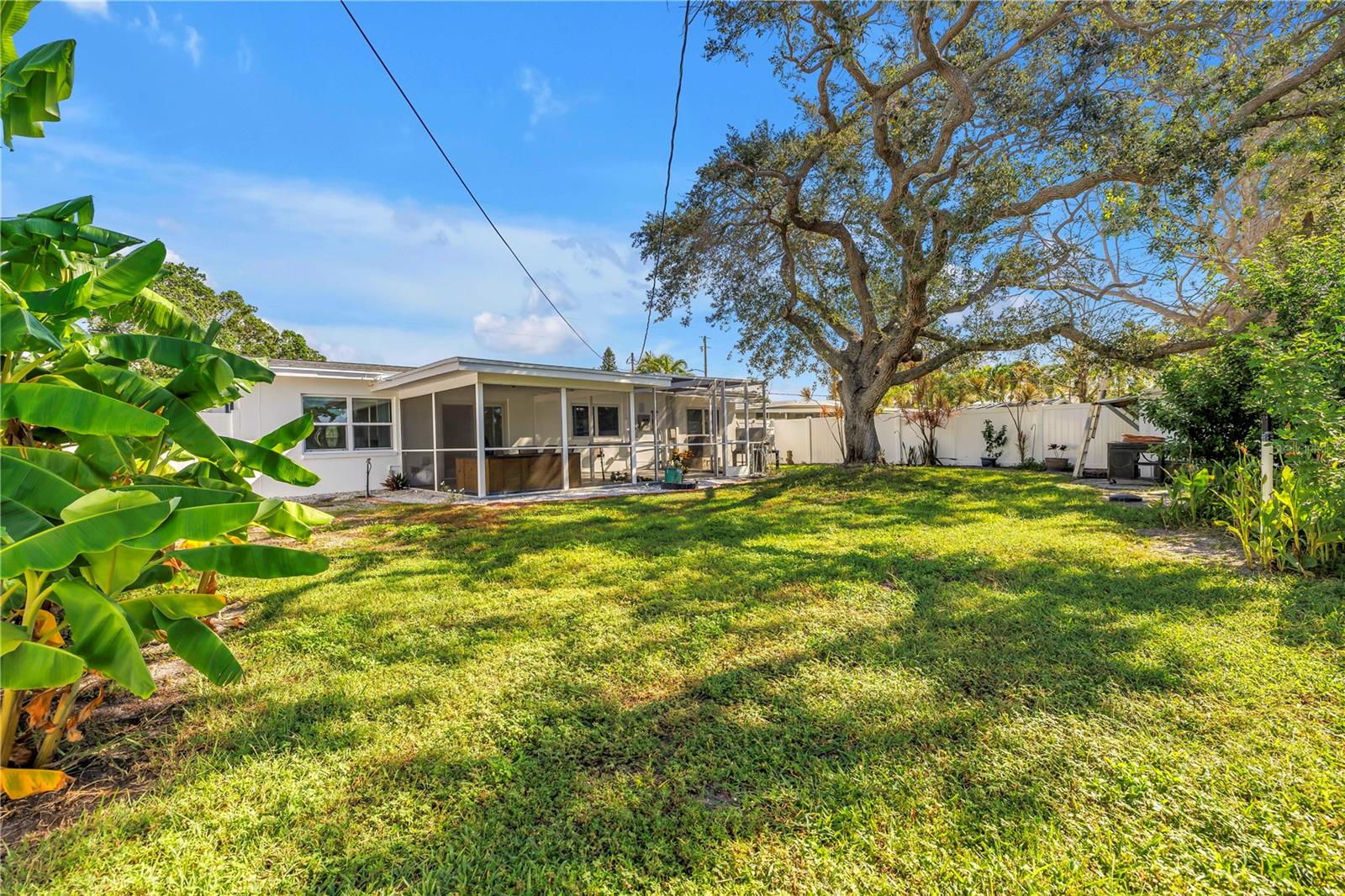 BELLE VISTA POINT - Residential