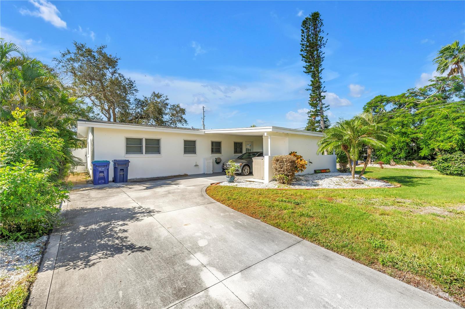 BELLE VISTA POINT - Residential