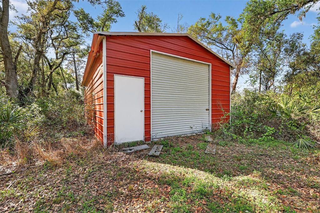 Photo of 14370 Co Rd 751, Webster, FL 33597 (MLS # G5109933)