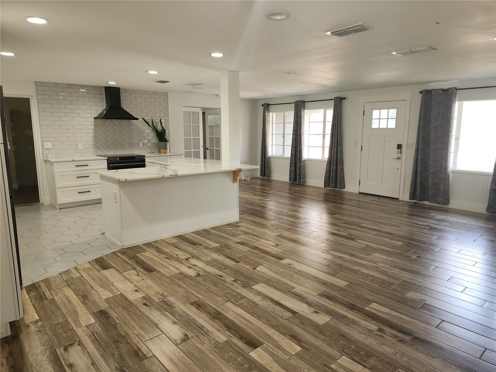 1130 W LAKE BRANTLEY ROAD