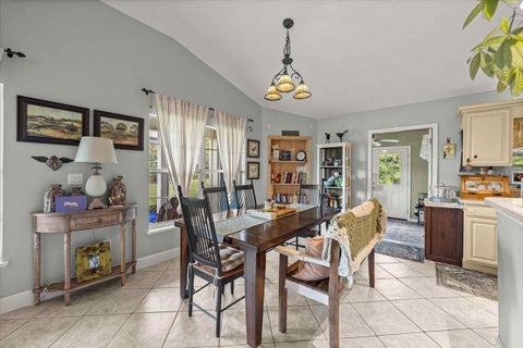 Tiny photo for 6290 SE 178th Court, Morriston, FL 32668 (MLS # OM729490)
