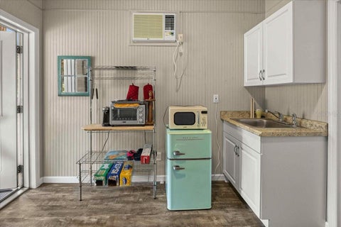 Tiny photo for 6290 SE 178th Court, Morriston, FL 32668 (MLS # OM729490)
