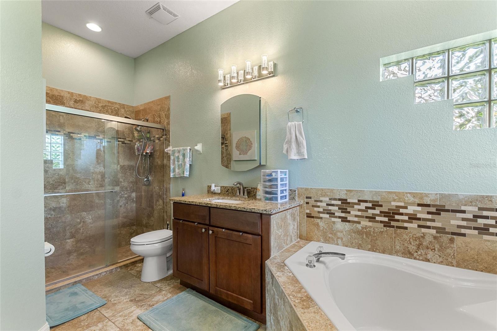 GLENN LAKES PH 3 - Residential