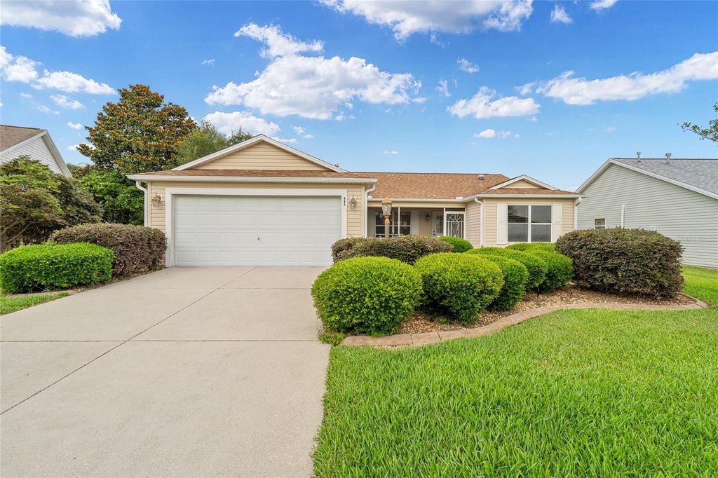 Photo of 991 Barrymoore Loop, The Villages, FL 32162 (MLS # OM724672)