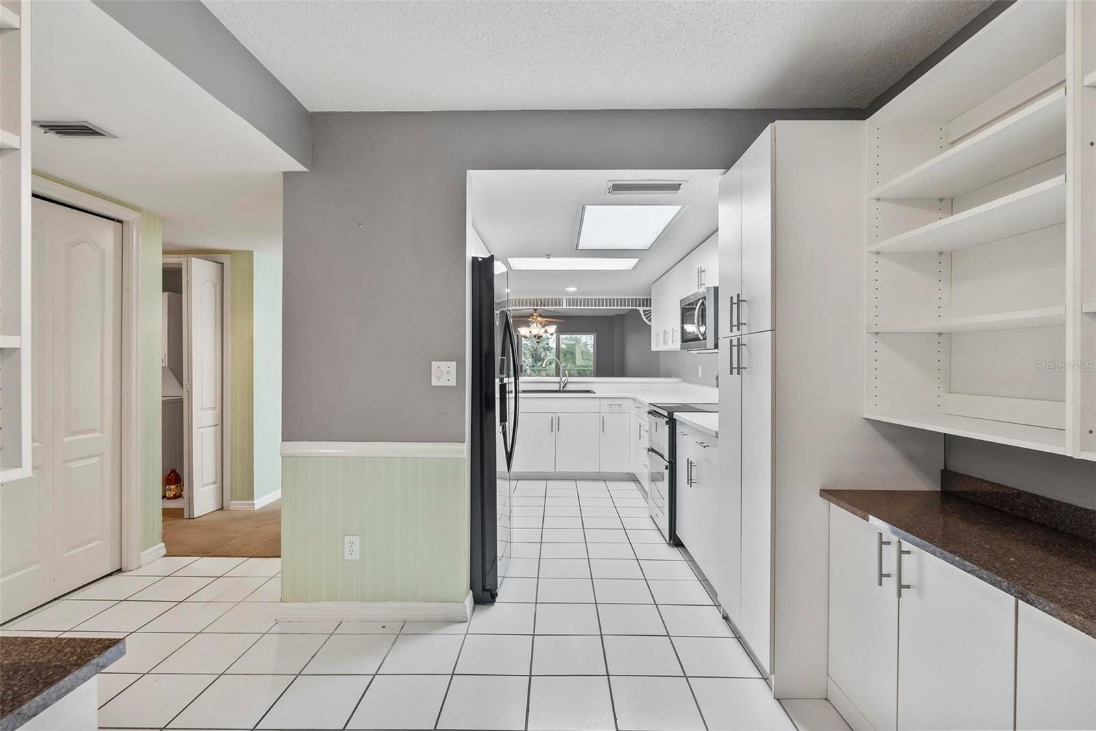4 OCEANS WEST BOULEVARD 206C