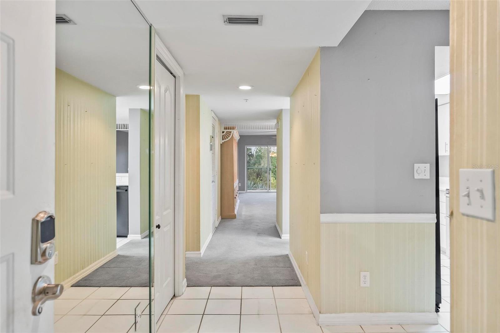4 OCEANS WEST BOULEVARD 206C