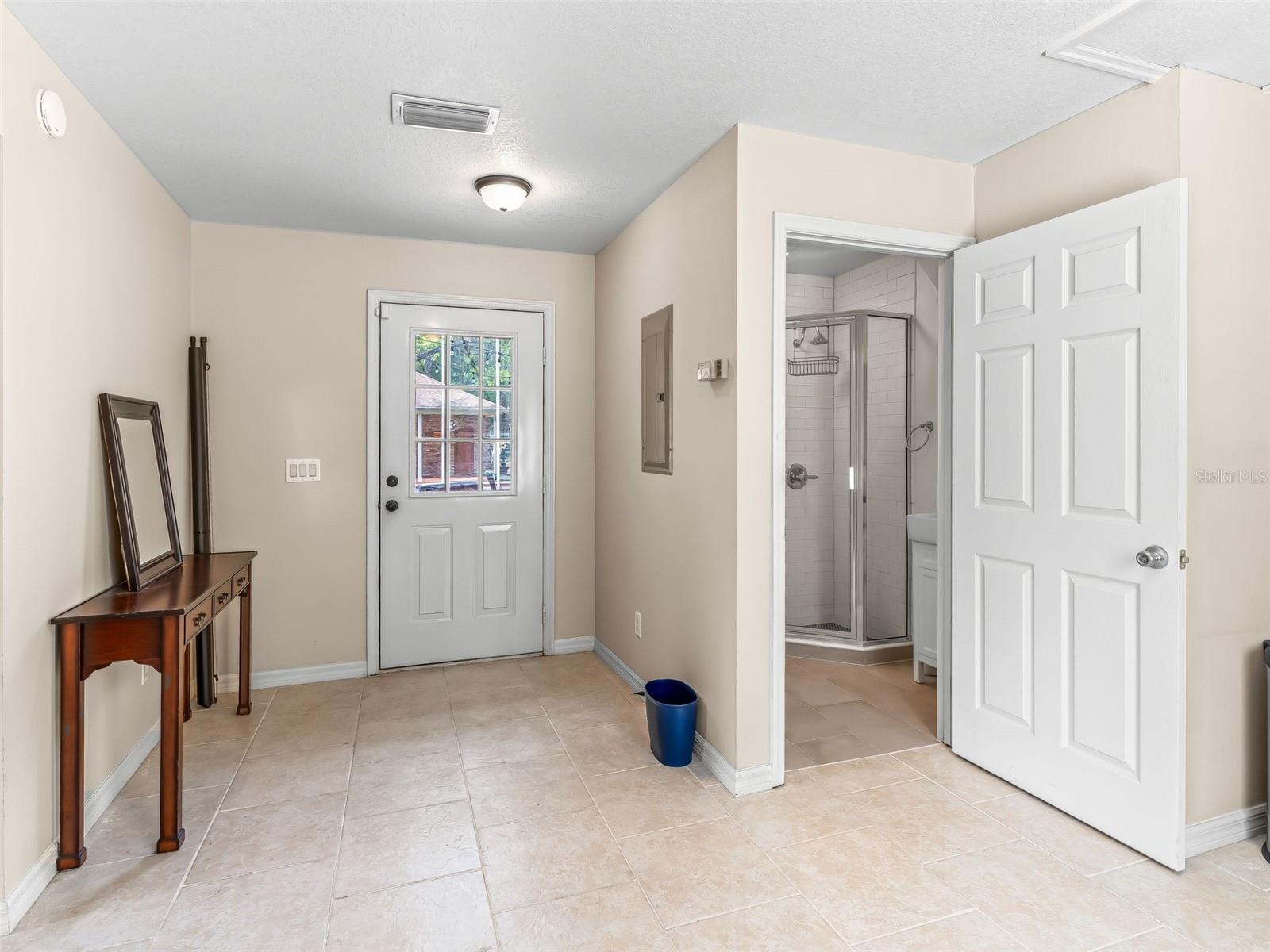 DERBY FARMS - Residential