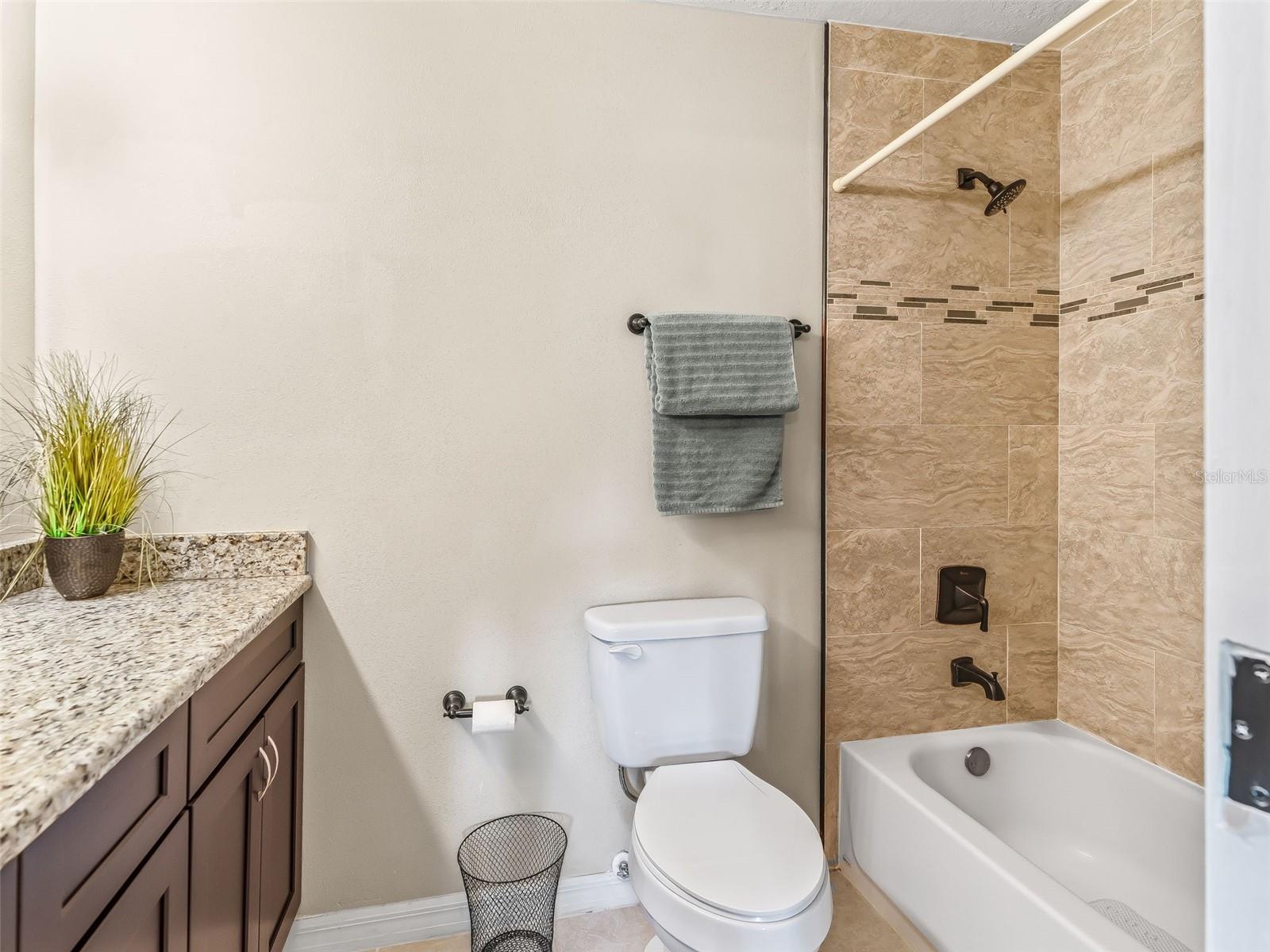 DERBY FARMS - Residential