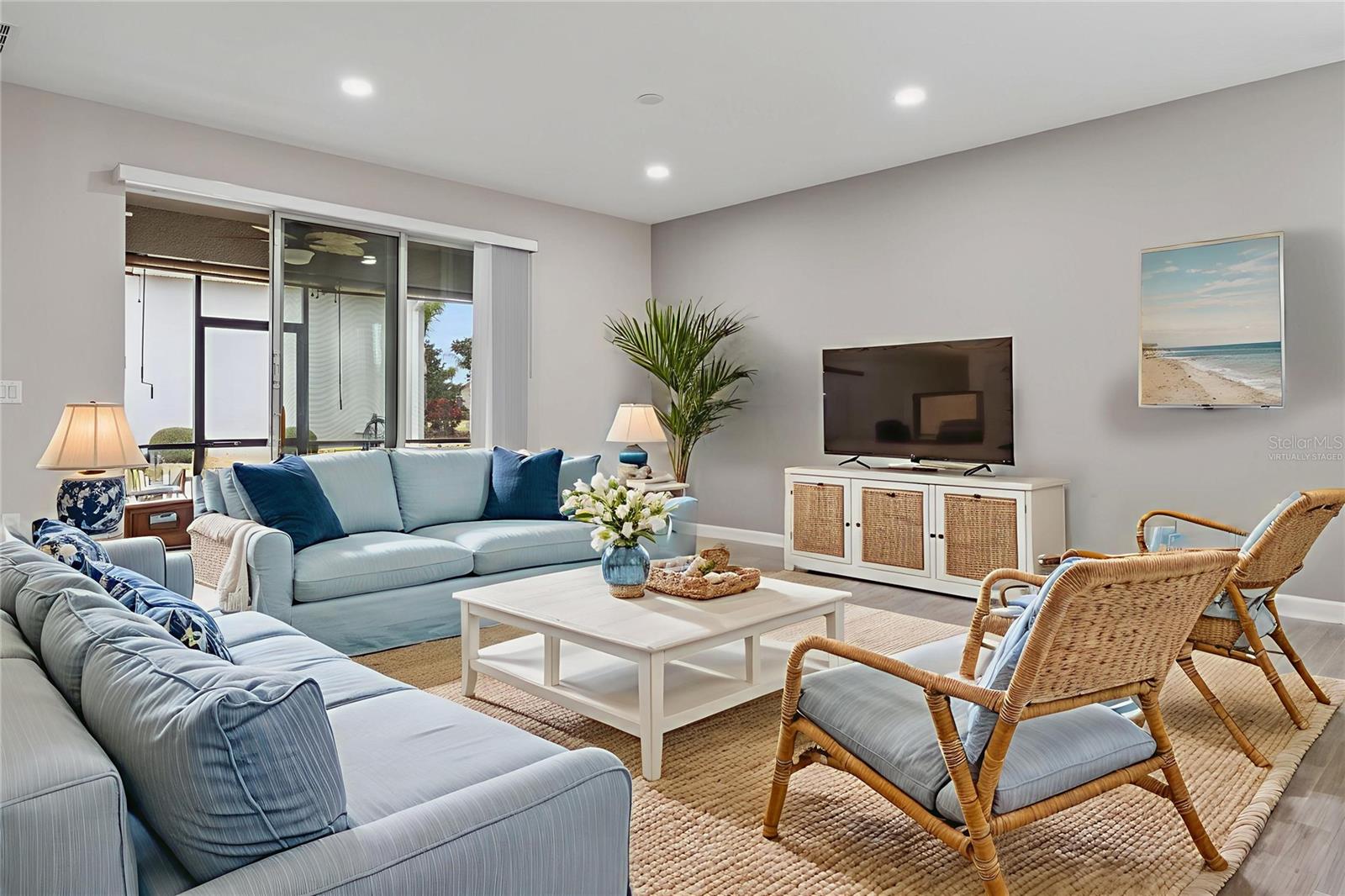 HERITAGE HILLS - Residential