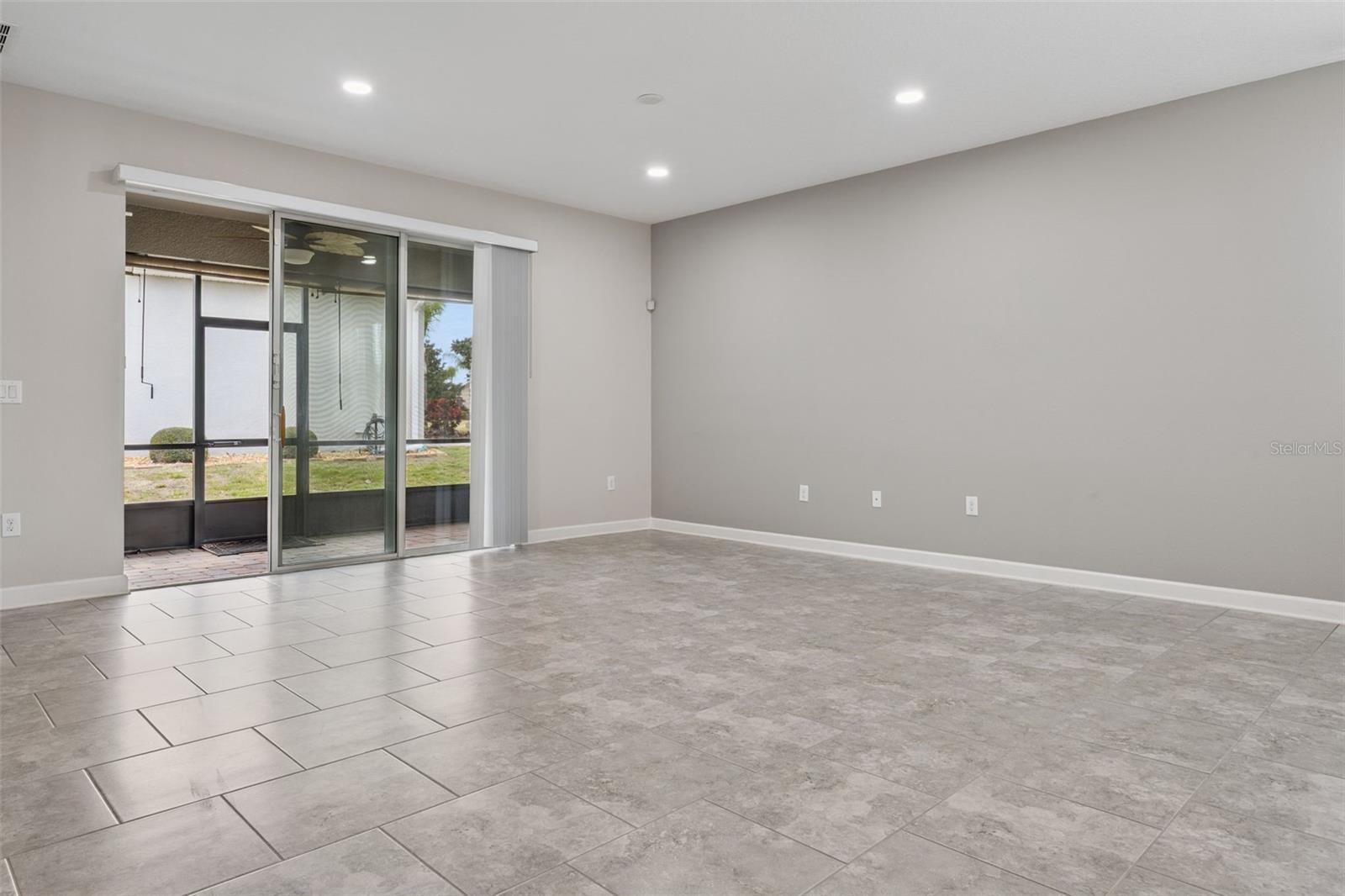 HERITAGE HILLS - Residential