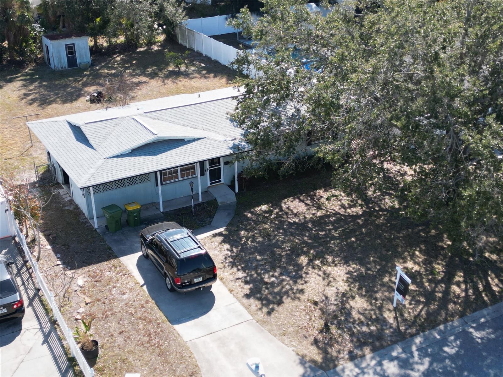 LOCKWOOD GARDENS - Residential