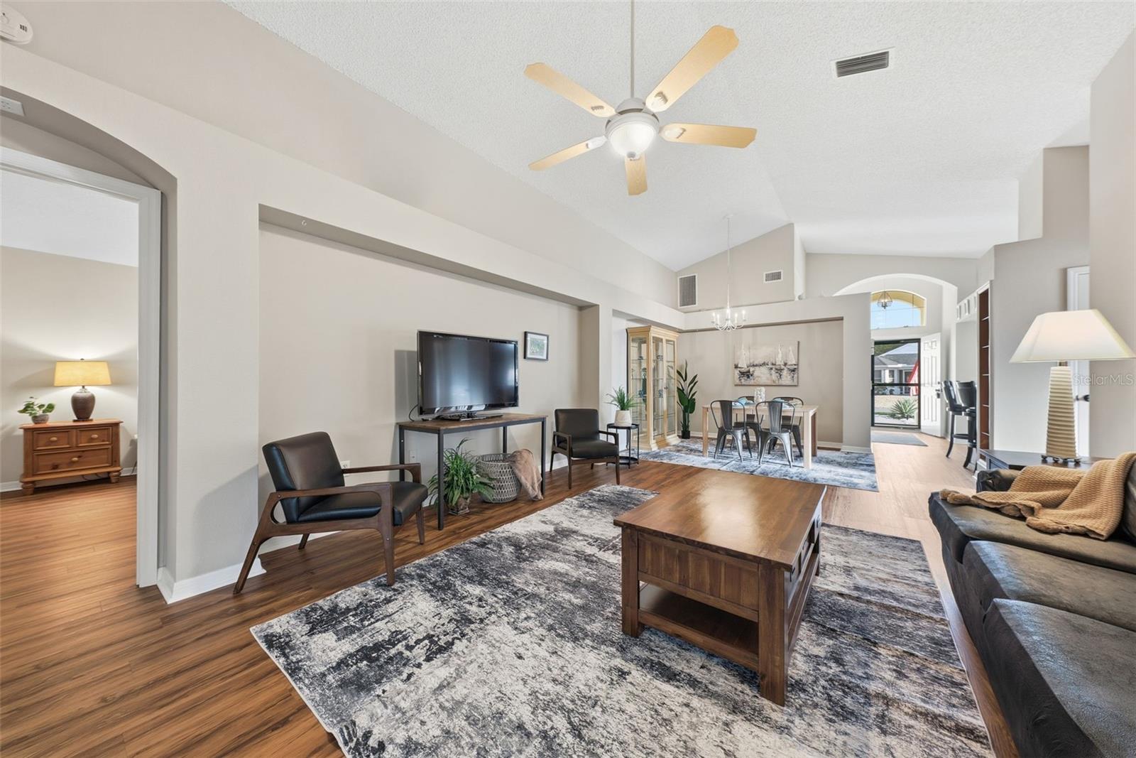 POLO PARK ESTATES - Residential