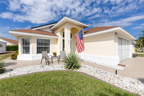 Photo of 1735 Challenger Avenue, Davenport, FL 33897 (MLS # O6344100) Photo of 1735 Challenger Avenue, Davenport, FL 33897 (MLS # O6344100)