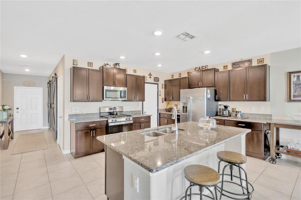 Photo of 5441 Rainwood Meadows Drive, Apollo Beach, FL 33572 (MLS # O6336157)