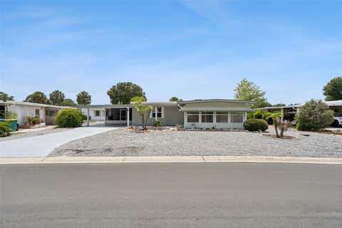 Tiny photo for 723 Viking Avenue, Tavares, FL 32778 (MLS # G5114406)