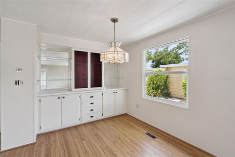Tiny photo for 723 Viking Avenue, Tavares, FL 32778 (MLS # G5114406)