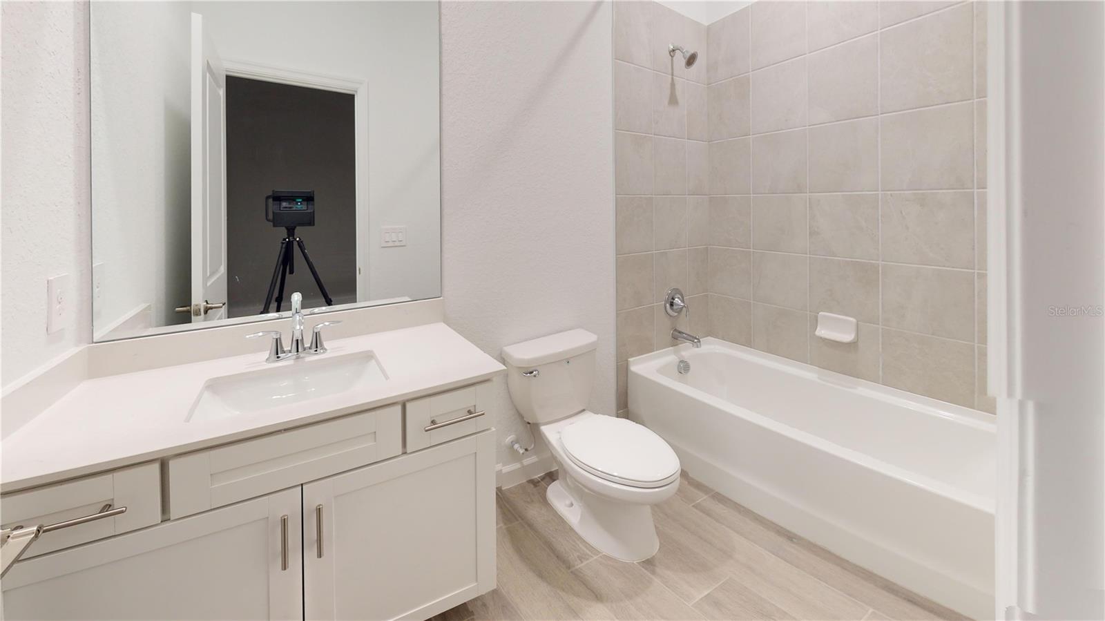 PALM LK/COCO BAY - Residential Lease