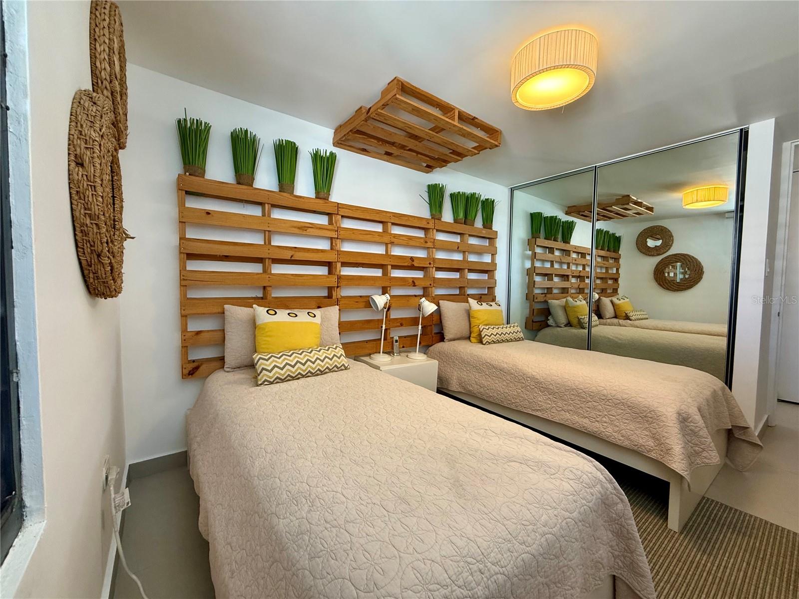 VILLA CAPARRA EXECUTIVE - Residential Lease