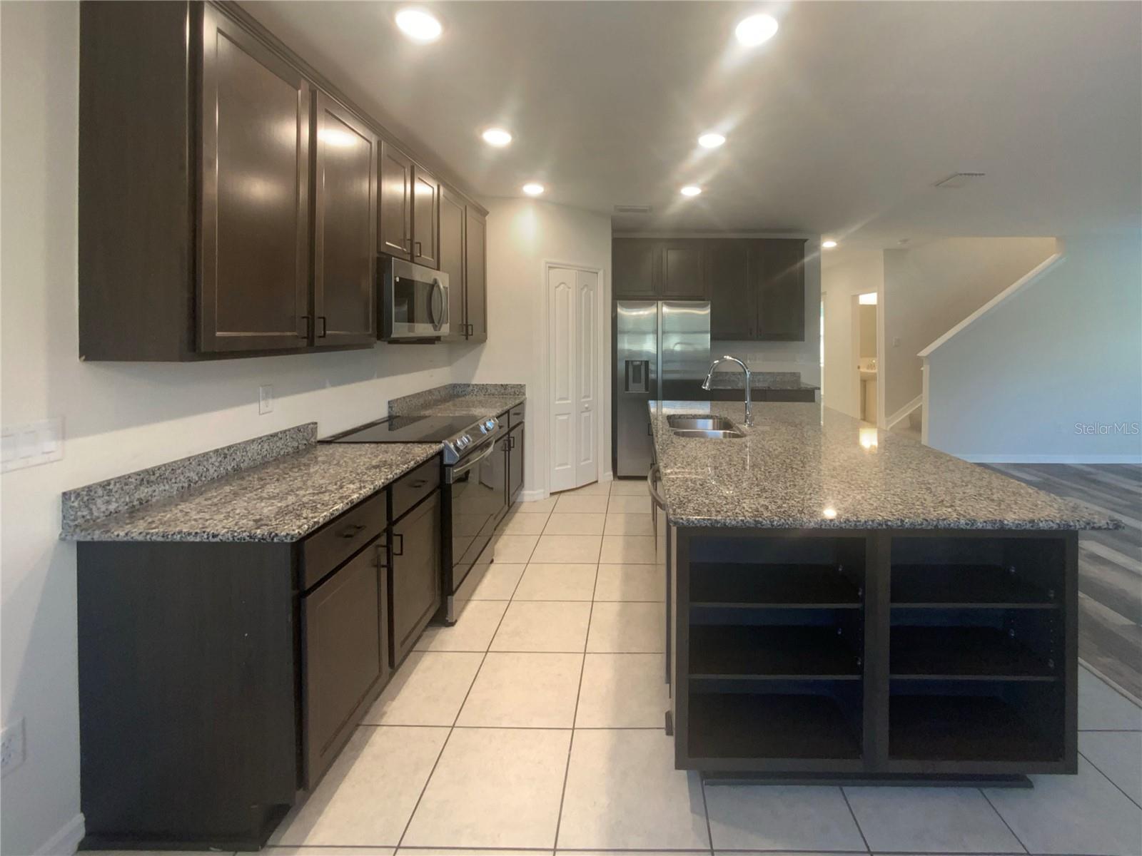 WOODLAND WATERS PH 6 - Residential