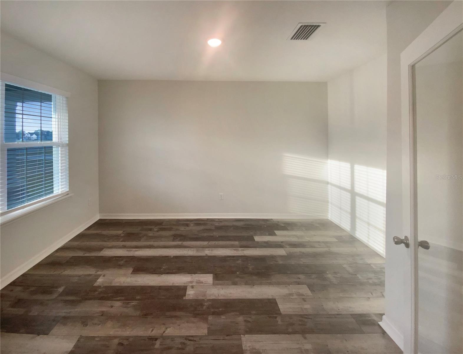 WOODLAND WATERS PH 6 - Residential