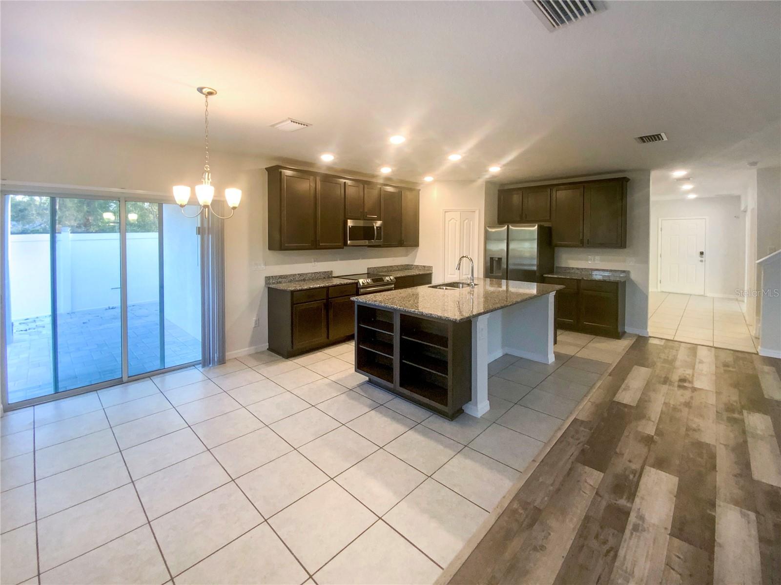 WOODLAND WATERS PH 6 - Residential