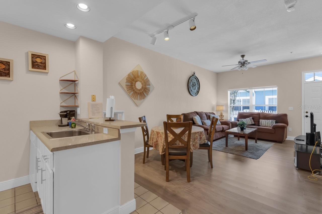 VENETIAN BAY VILLAGE CONDO PH 2 - Residential