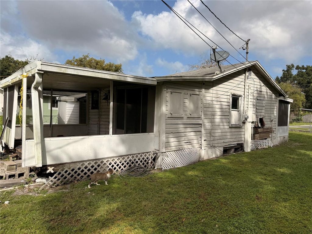 Photo of 2216 Azalea Court, Lakeland, FL 33815 (MLS # R4911183)