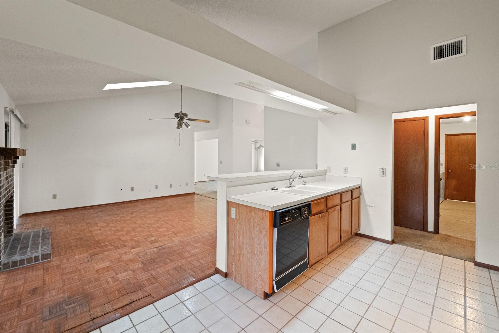 HILLS OF LAKE MARY PH 3 - Residential