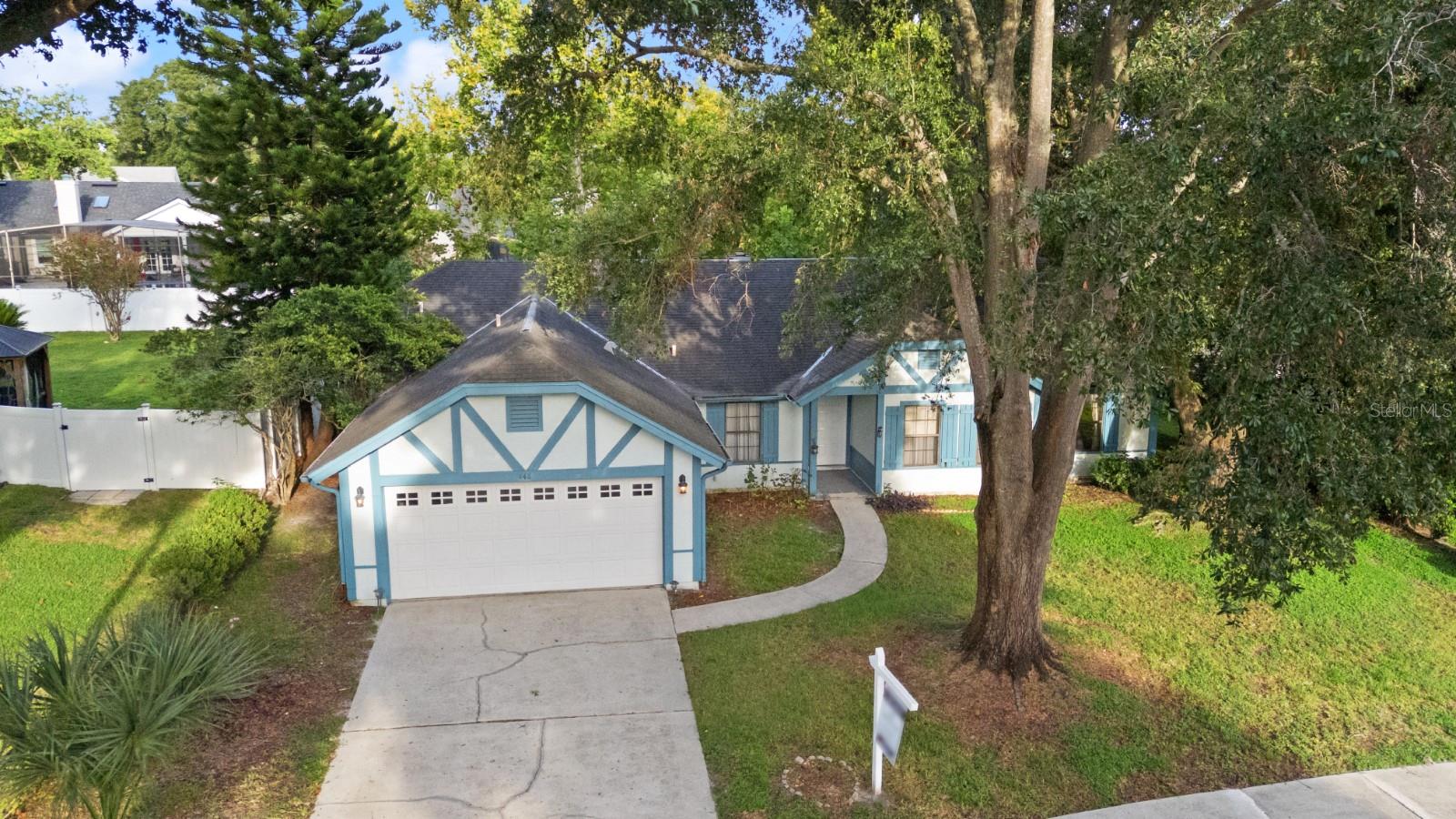 448 AUTUMN OAKS PLACE