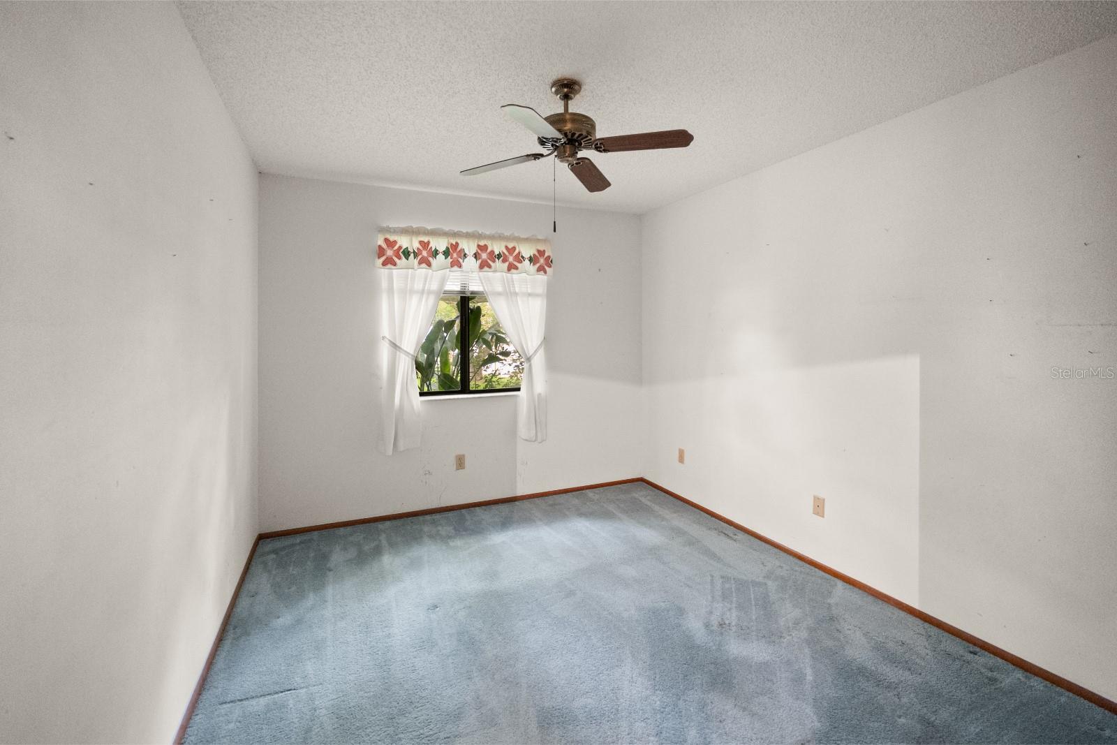 HILLS OF LAKE MARY PH 3 - Residential