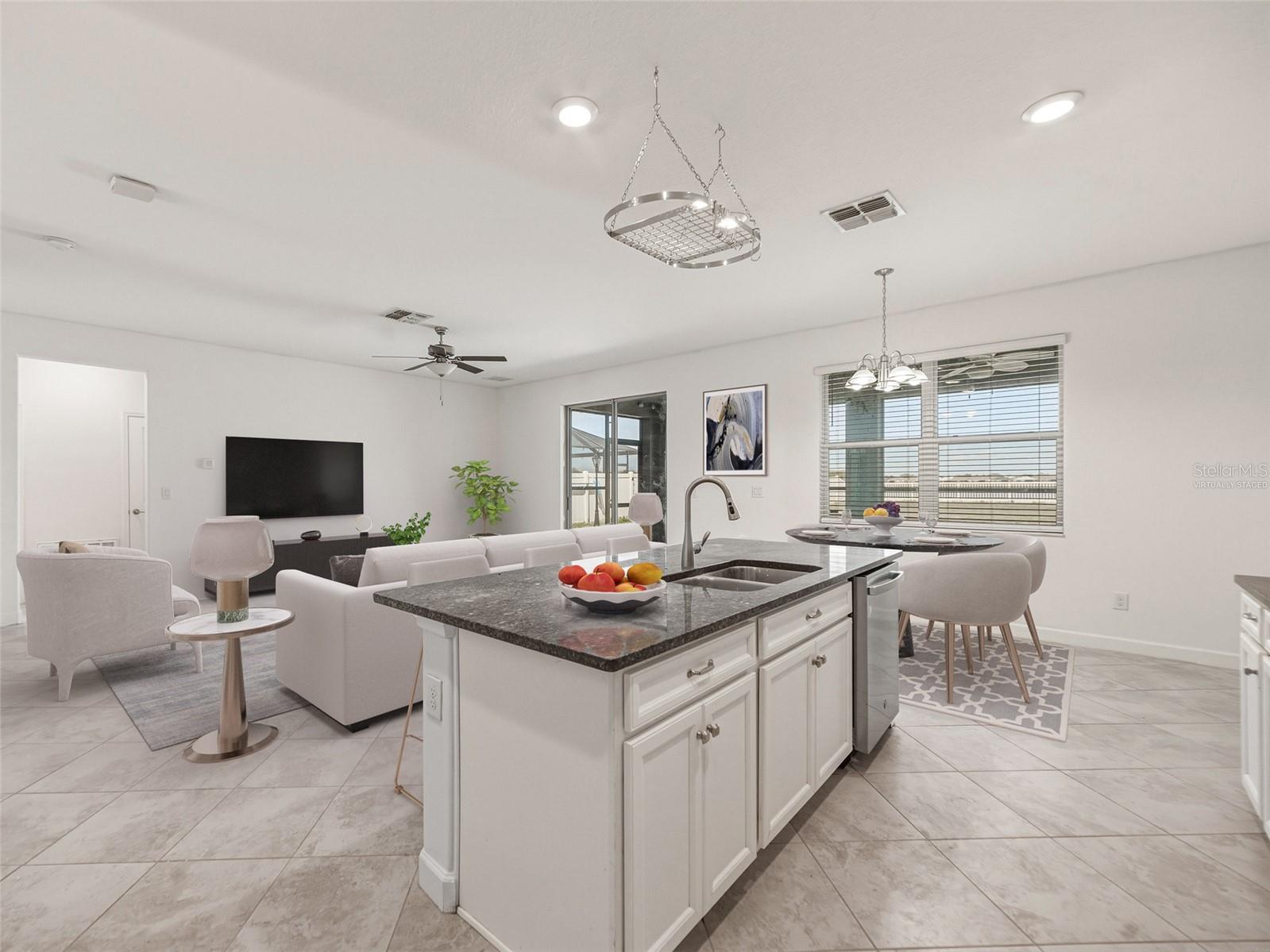 RIVERCREST LAKES - Residential