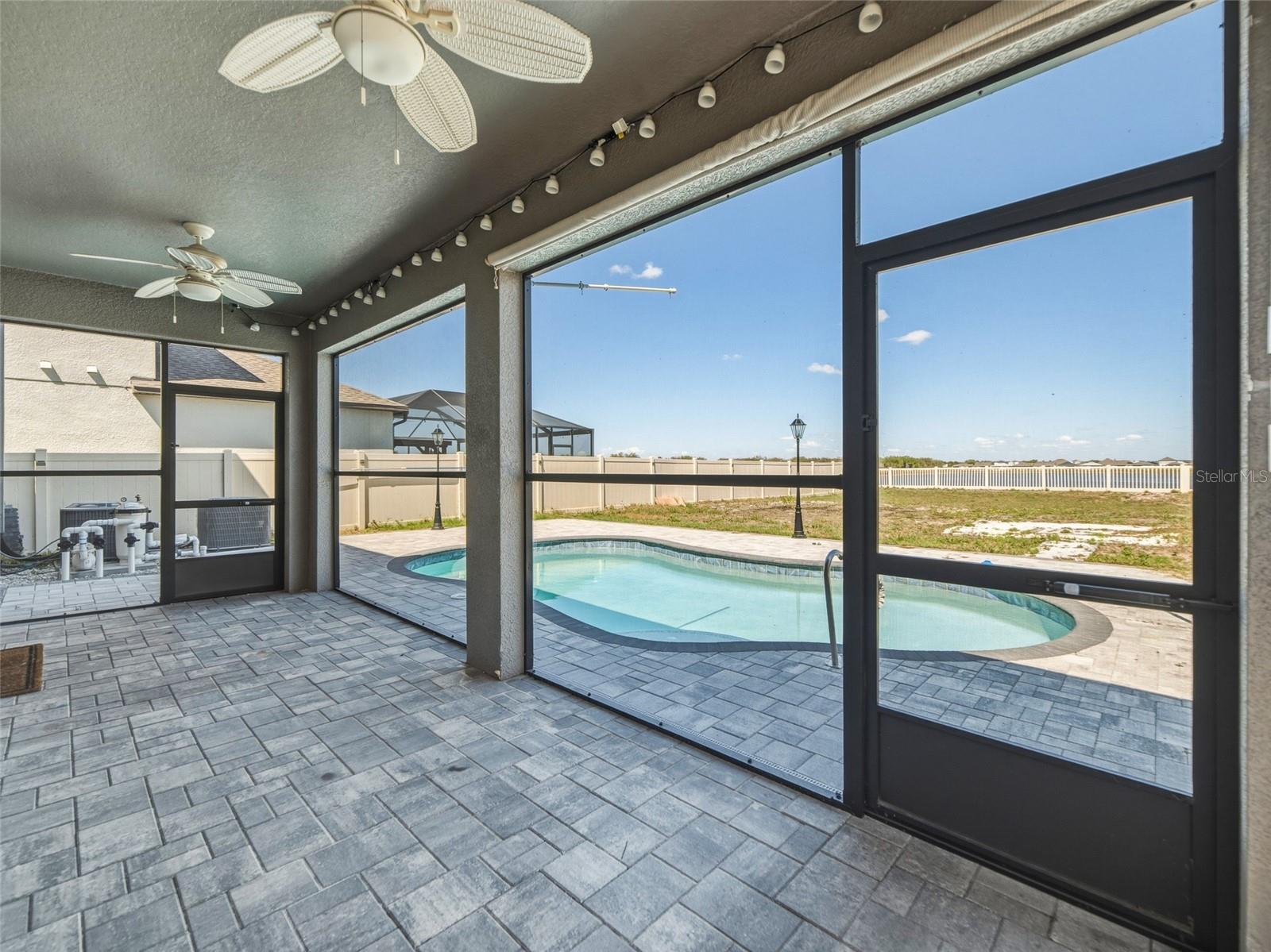 RIVERCREST LAKES - Residential