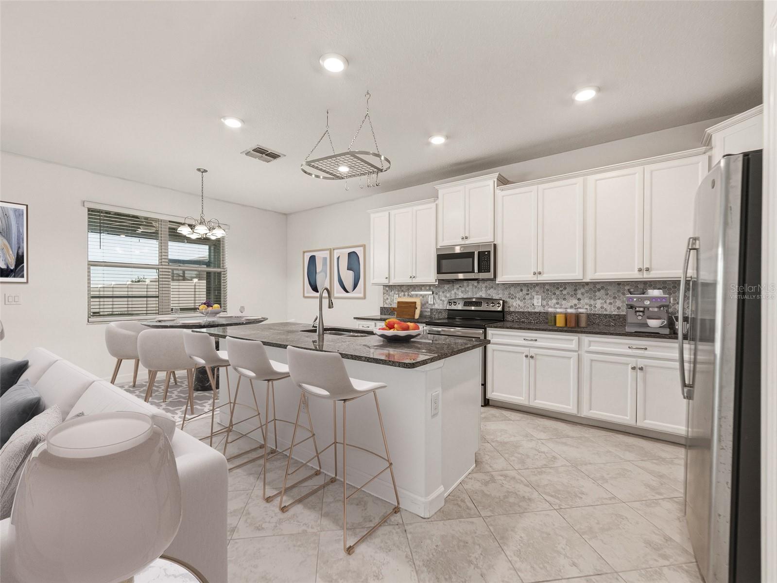 RIVERCREST LAKES - Residential