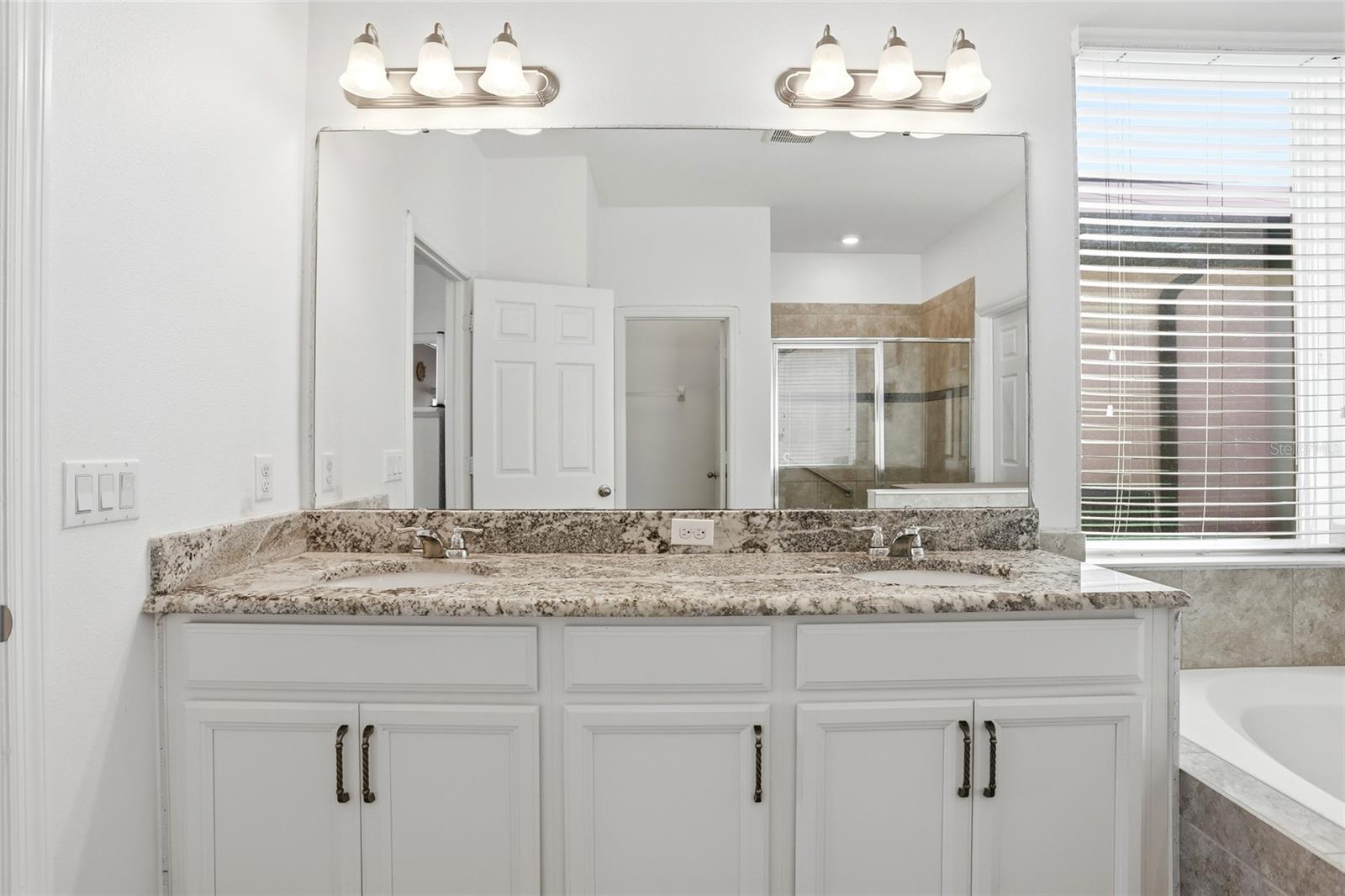 RESERVE/SAWGRASS PH 4B - Residential