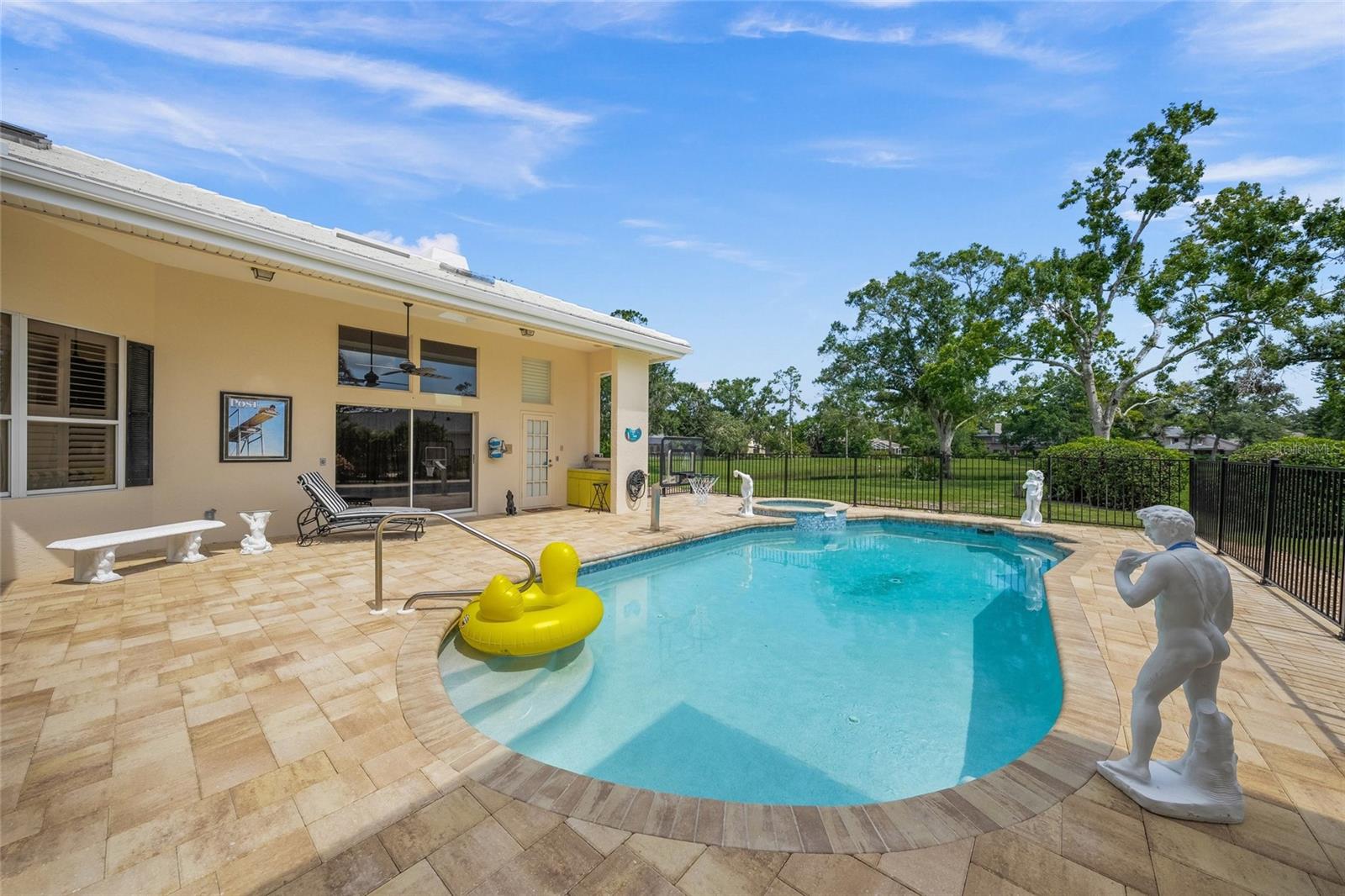 BENT TREE VILLAGE - Residential