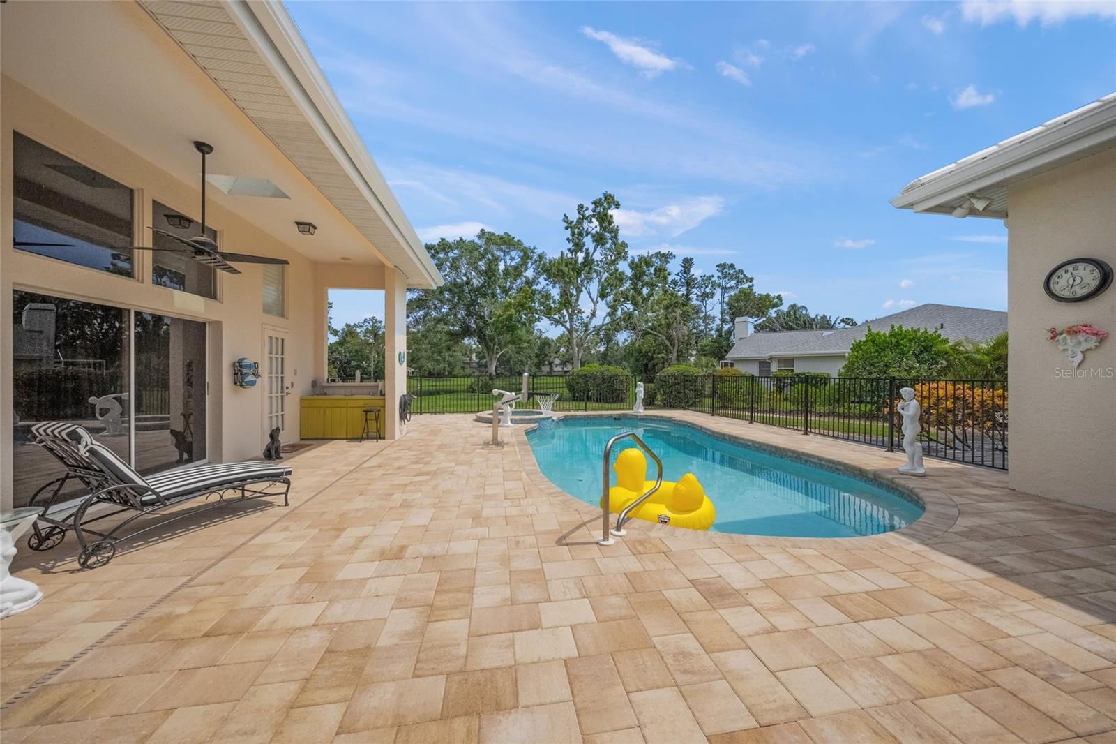 BENT TREE VILLAGE - Residential