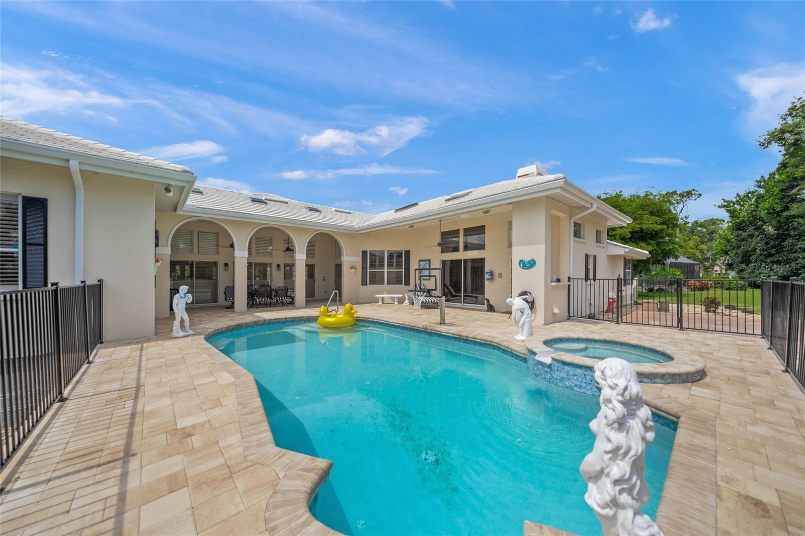 BENT TREE VILLAGE - Residential