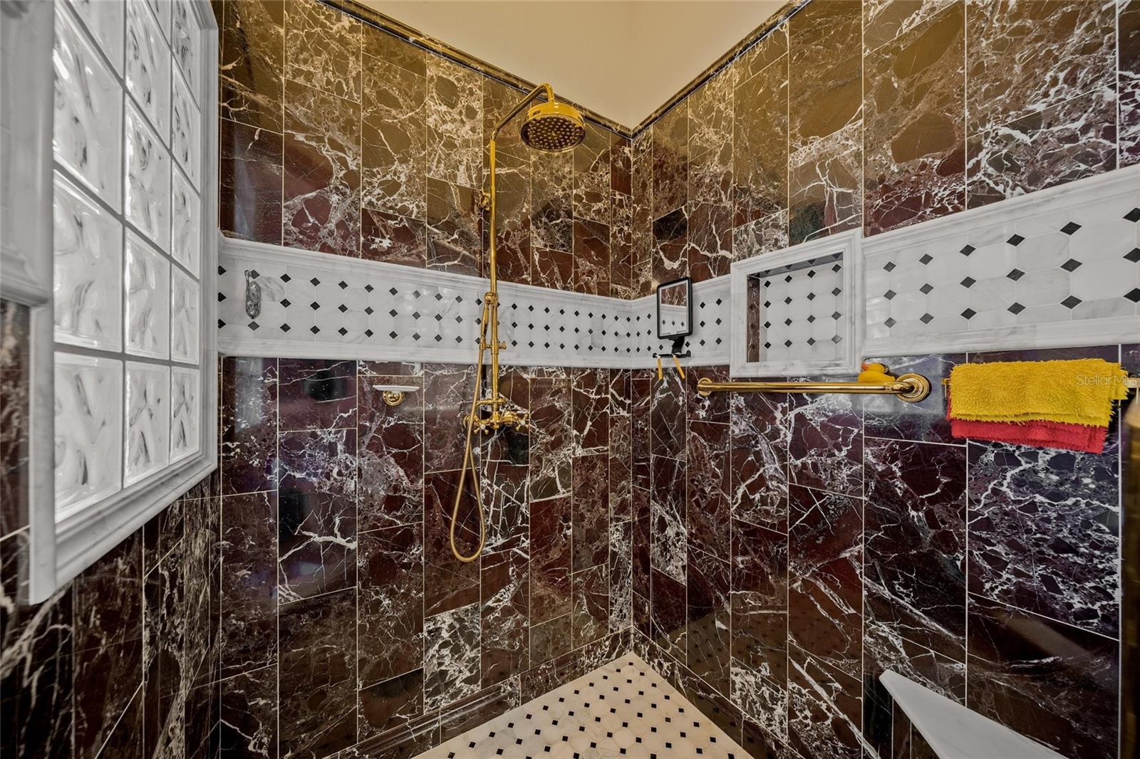 BENT TREE VILLAGE - Residential