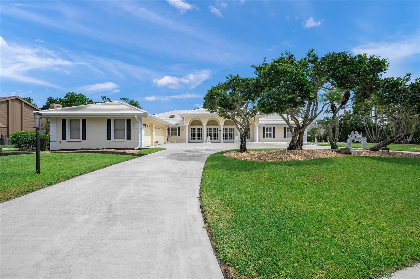 BENT TREE VILLAGE - Residential