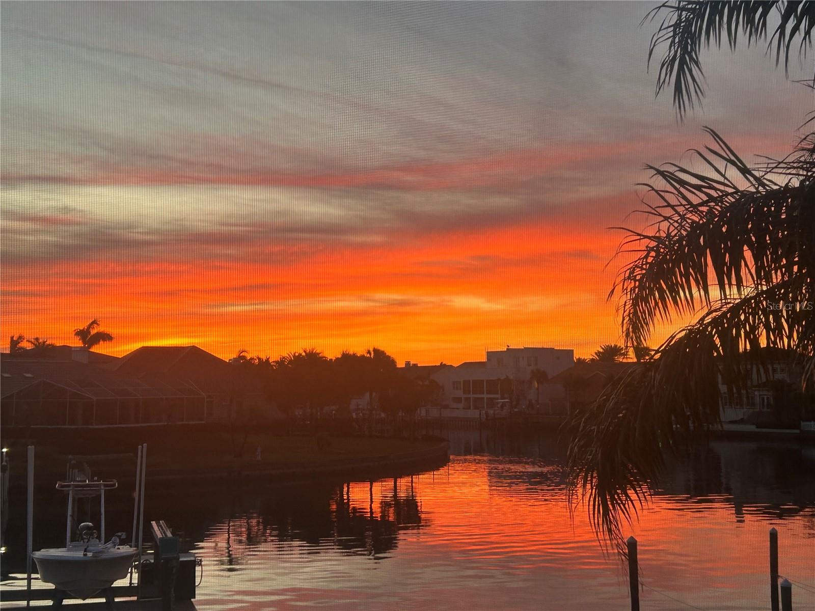 637 PINELLAS BAYWAY S 111